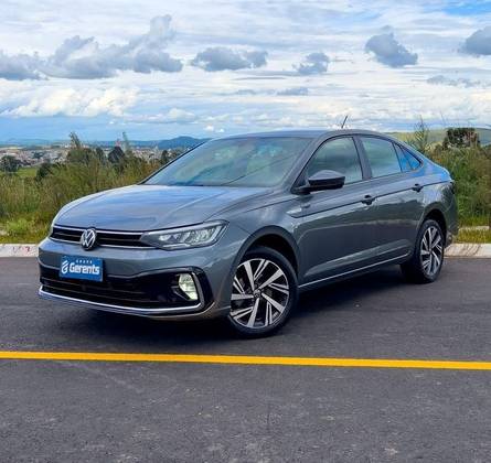 VOLKSWAGEN VIRTUS 1.0 200 TSI HIGHLINE AUTOMÁTICO